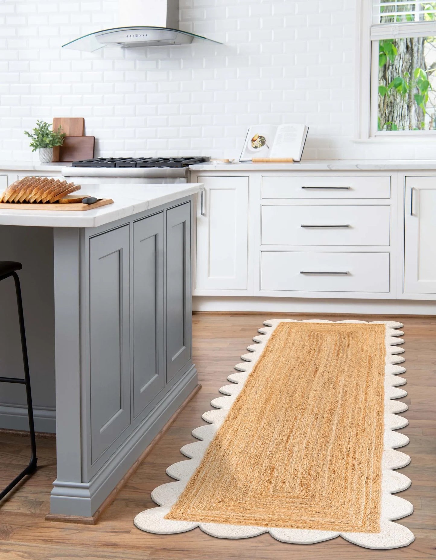 Handmade Scalloped White Border Rectangle Jute Floor Area Rug – Natural Eco-Friendly Farmhouse Carpet Rug