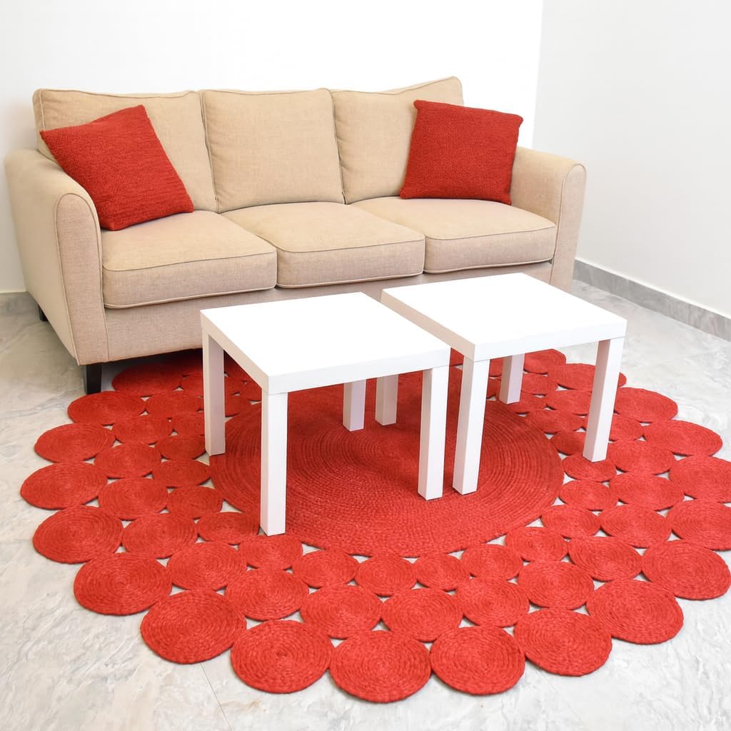 Natural Jute Area Rug in a round shape, featuring a scalloped edge, enhancing a cozy living room setting.